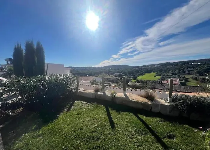 Charming With Terrace In Sao Bras De Alportel, 32 M² アパート *